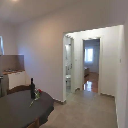 Roza Apartment
