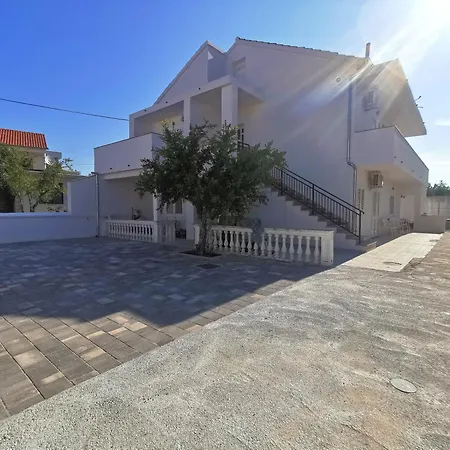 Apartment Roza Vodice
